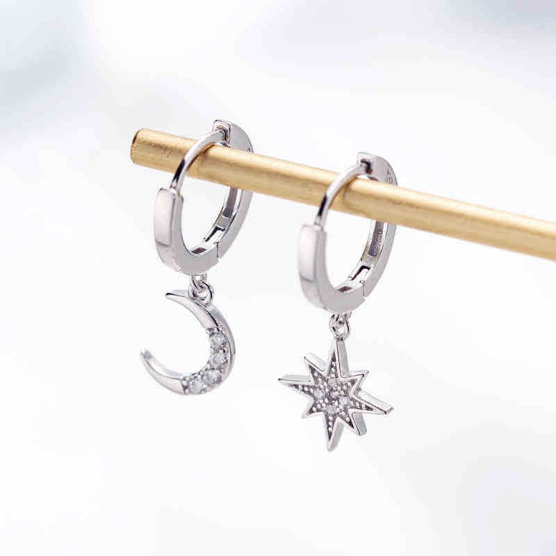 Women's Star/Moon Shaped Dangle Earrings