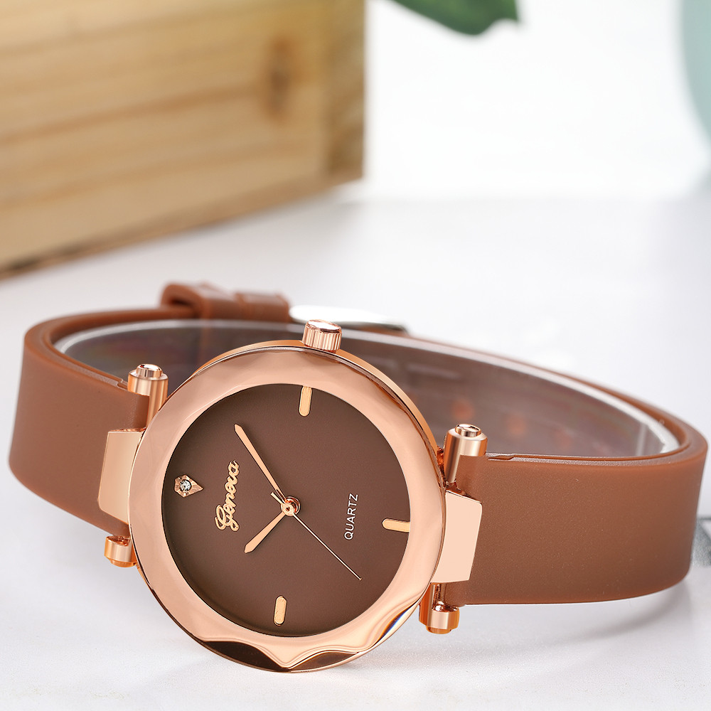 Women's Waterproof Round Quartz Watch with Silica Band
