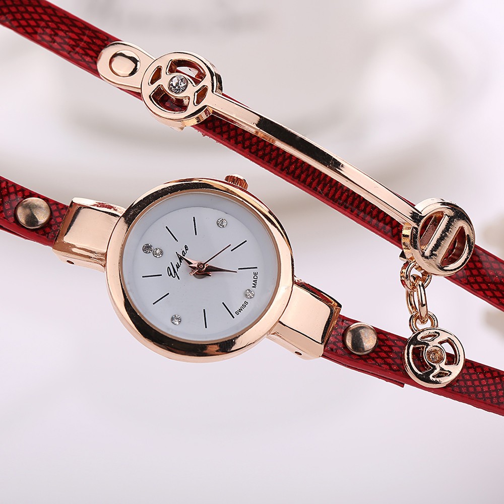Women's Casual Round Quartz Watch with Leather Strap