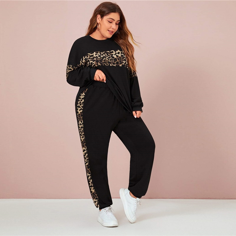 Women's Plus Size Black Leopard Sweatshirt and Joggers Set