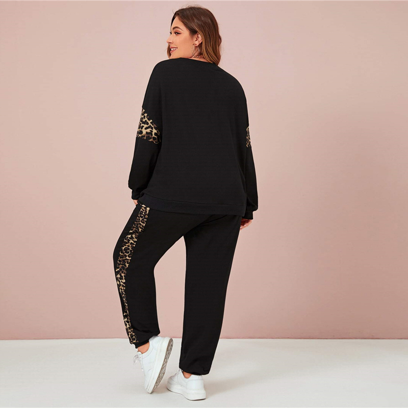 Women's Plus Size Black Leopard Sweatshirt and Joggers Set