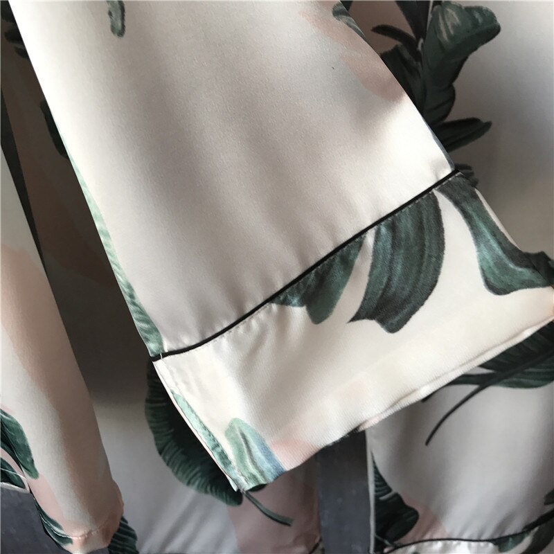 Women's Flowers/Plant Patterned Rayon Pajama Set