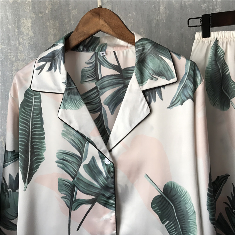 Women's Flowers/Plant Patterned Rayon Pajama Set